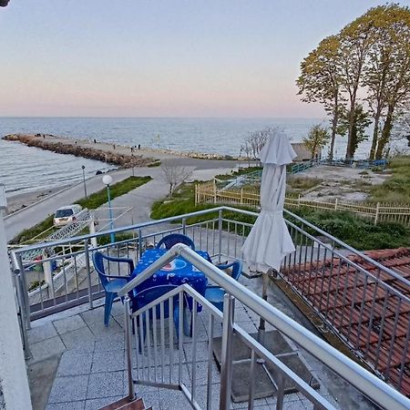 Nikolovi Home Apartments Pomorie Exterior foto
