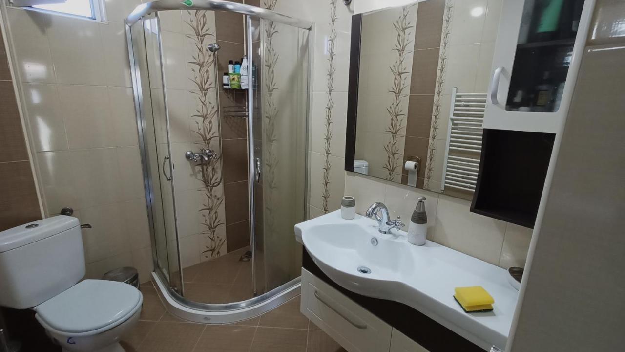 Nikolovi Home Apartments Pomorie Exterior foto