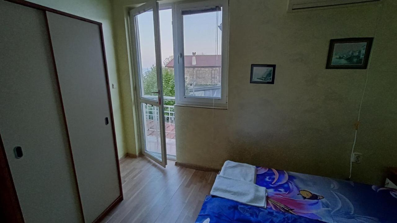 Nikolovi Home Apartments Pomorie Exterior foto